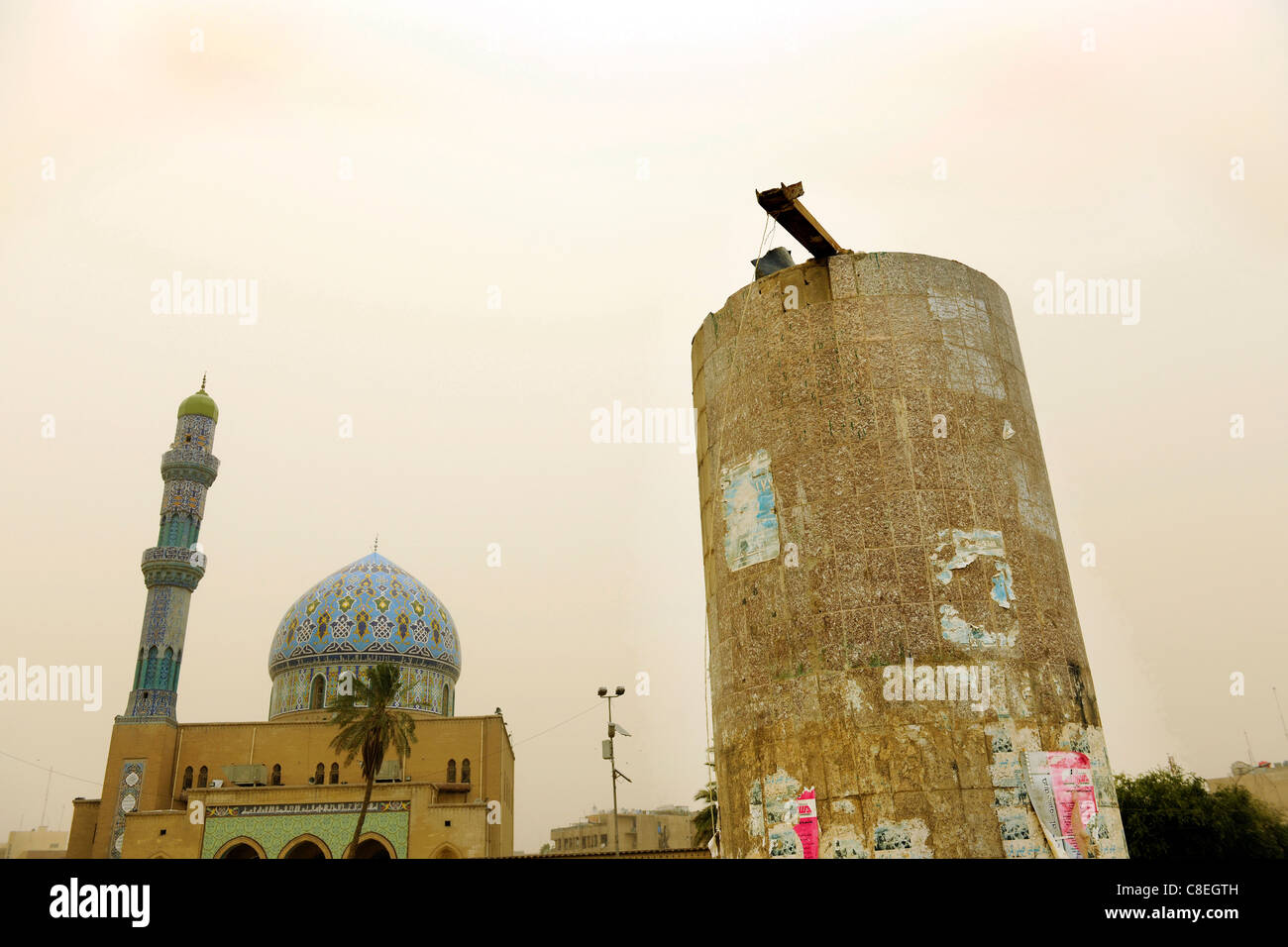 Bagdad, Iraq Firdouz (Paradise) square de la place de la statue de Saddam renversé Banque D'Images