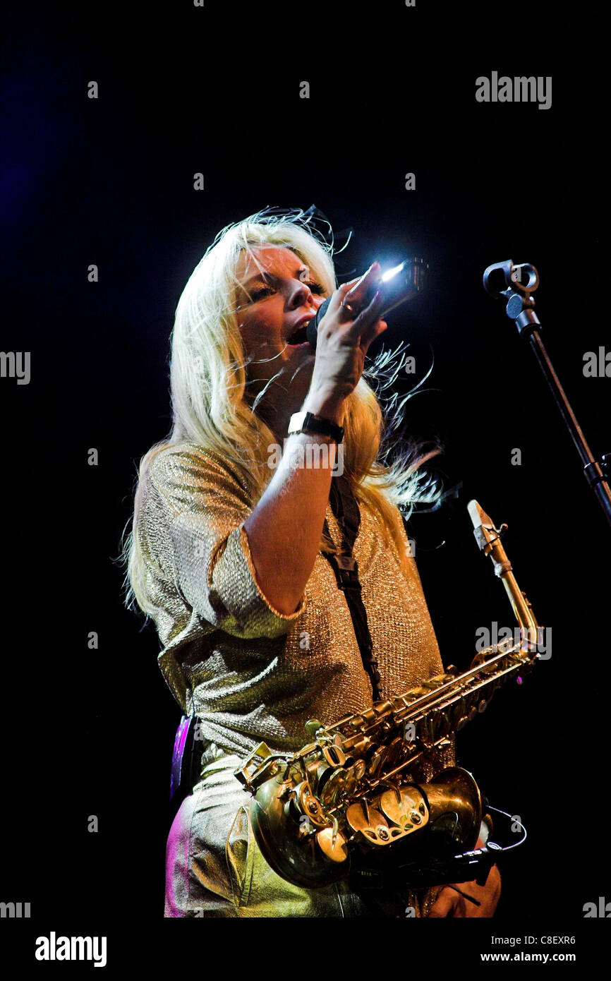 Candy Dulfer sur scène à l'édition 2011 du Festival de Jazz de la mer des Caraïbes. Banque D'Images