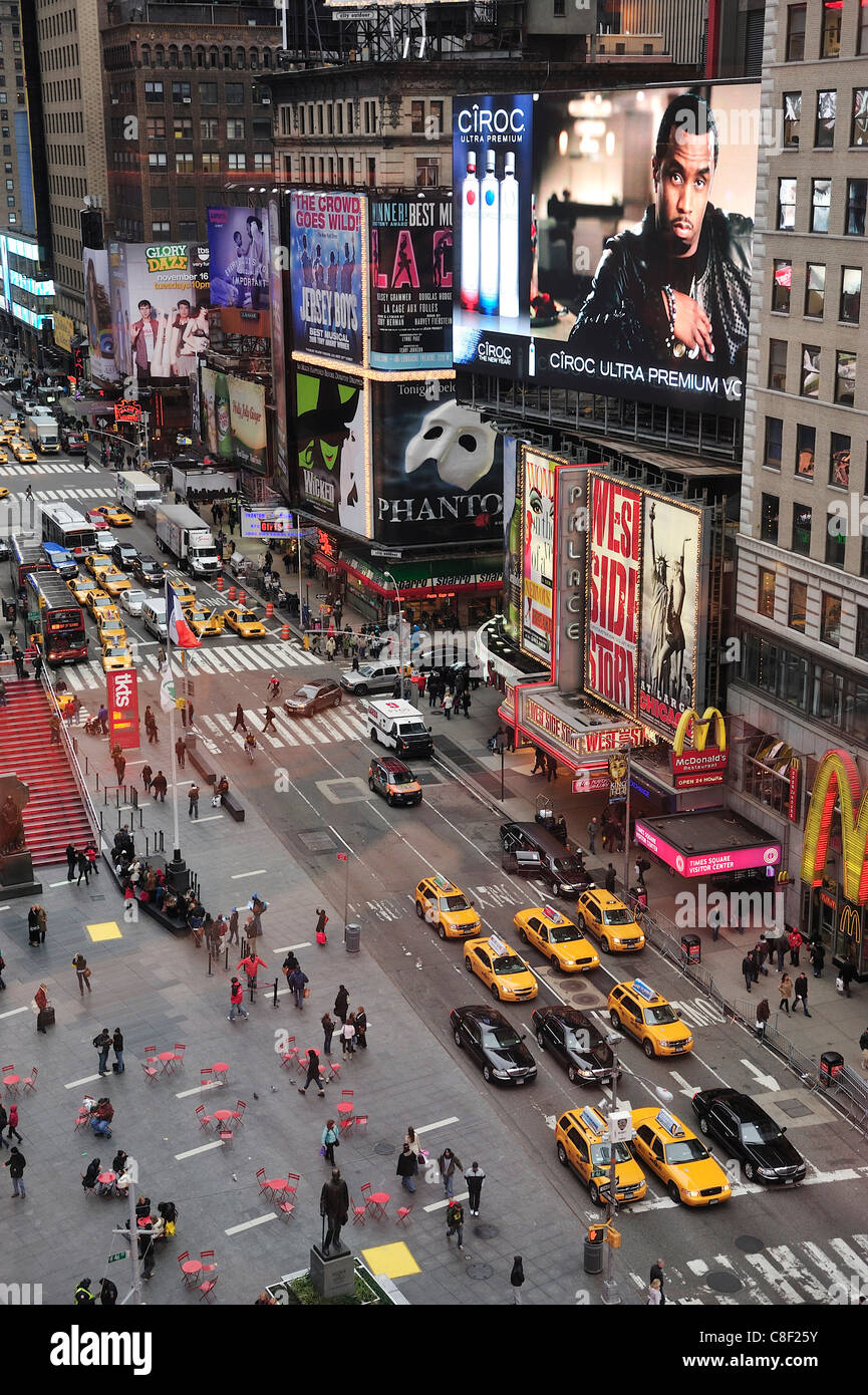 Times Square, Manhattan, New York, USA, United States, Amérique du Nord, le trafic Banque D'Images