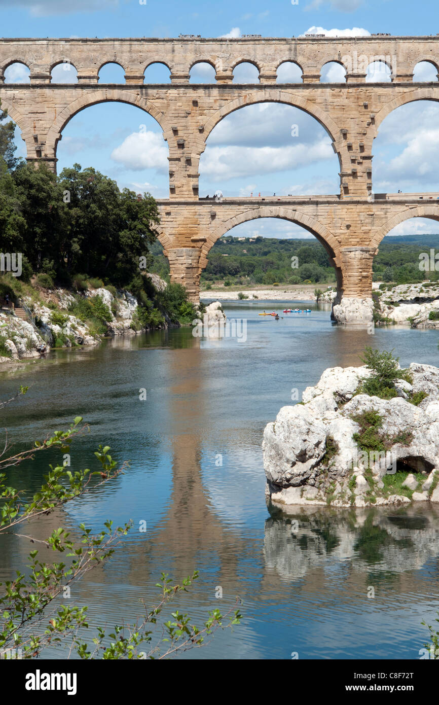 La France, Gard, Languedoc-Roussillion, Pont du Gard, aqueduc romain,, pont, Pont du Gard, le canoë, l'architecture, de ponts, de lieu de Banque D'Images