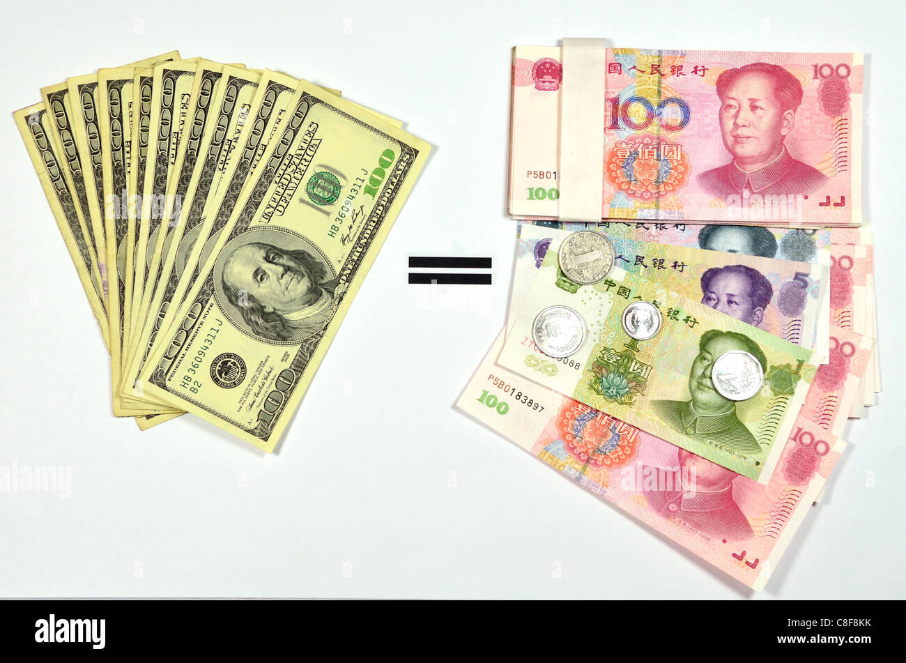 US Dollars égal à Yuan chinois. Banque D'Images