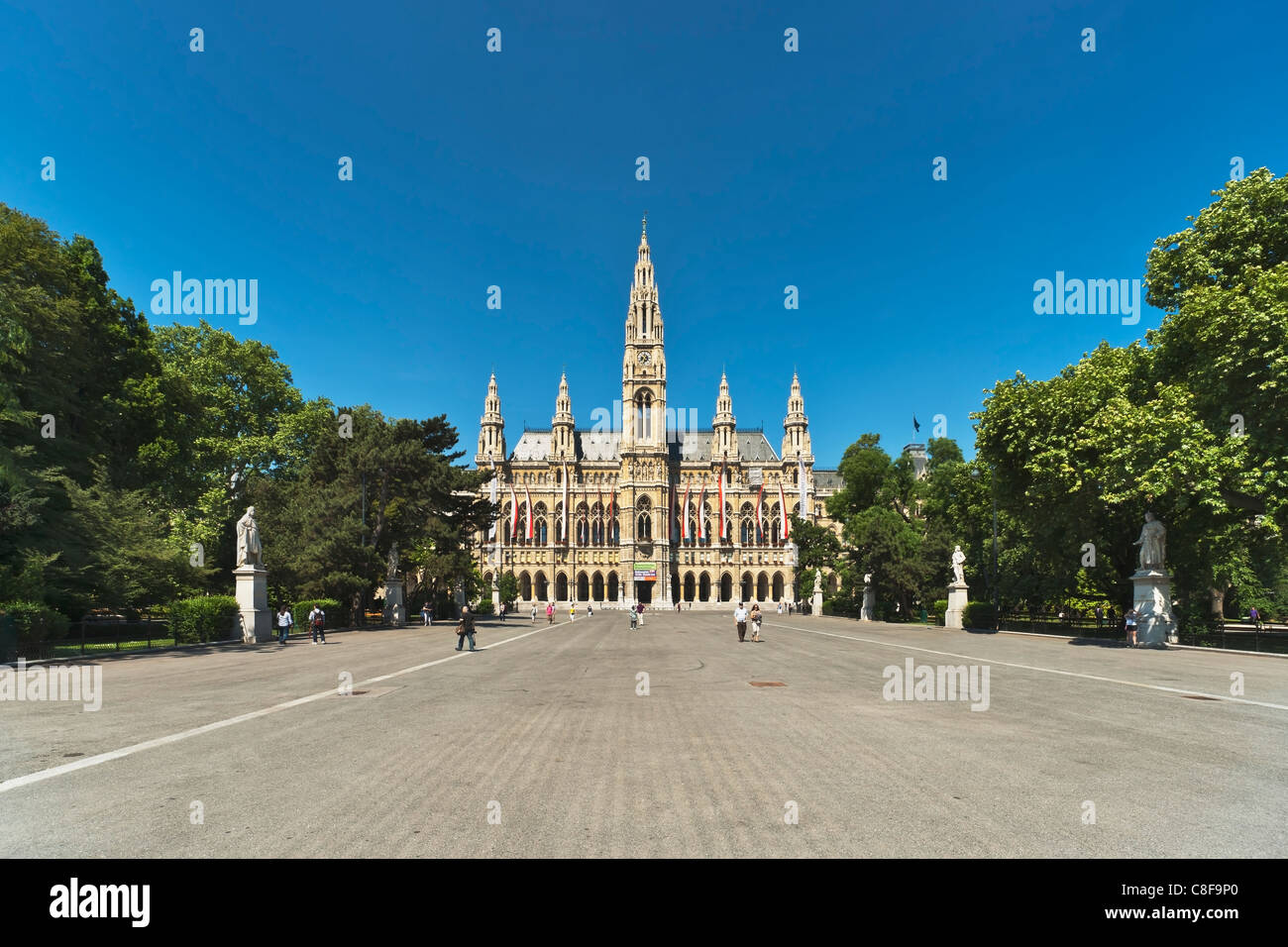 L'Hôtel de ville fut construit de 1872 à 1883, conçu par l'architecte Friedrich von Schmidt dans le style néo-gothique, Vienne, Autriche, Europe Banque D'Images