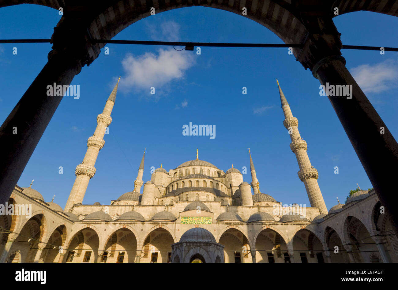 La Mosquée Bleue (Sultan Ahmet Camii) avec les dômes et les minarets, Sultanahmet, Istanbul, Turquie Banque D'Images