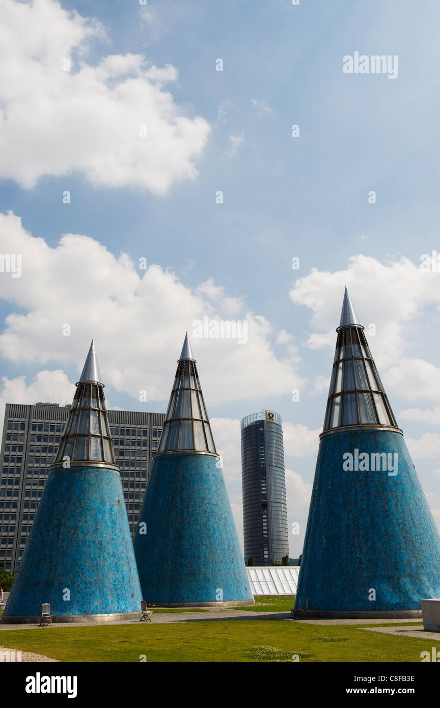 Des installations d'art au Musée d'Art Moderne, Bonn, Rhénanie du Nord Westphalie, Allemagne Banque D'Images