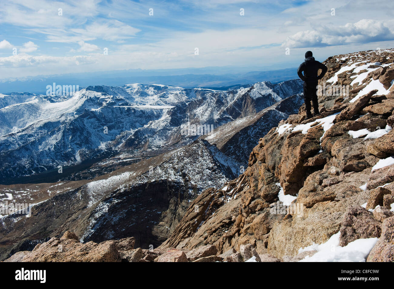 Randonneur sur Longs Peak Trail, Rocky Mountain National Park, Colorado, United States of America Banque D'Images