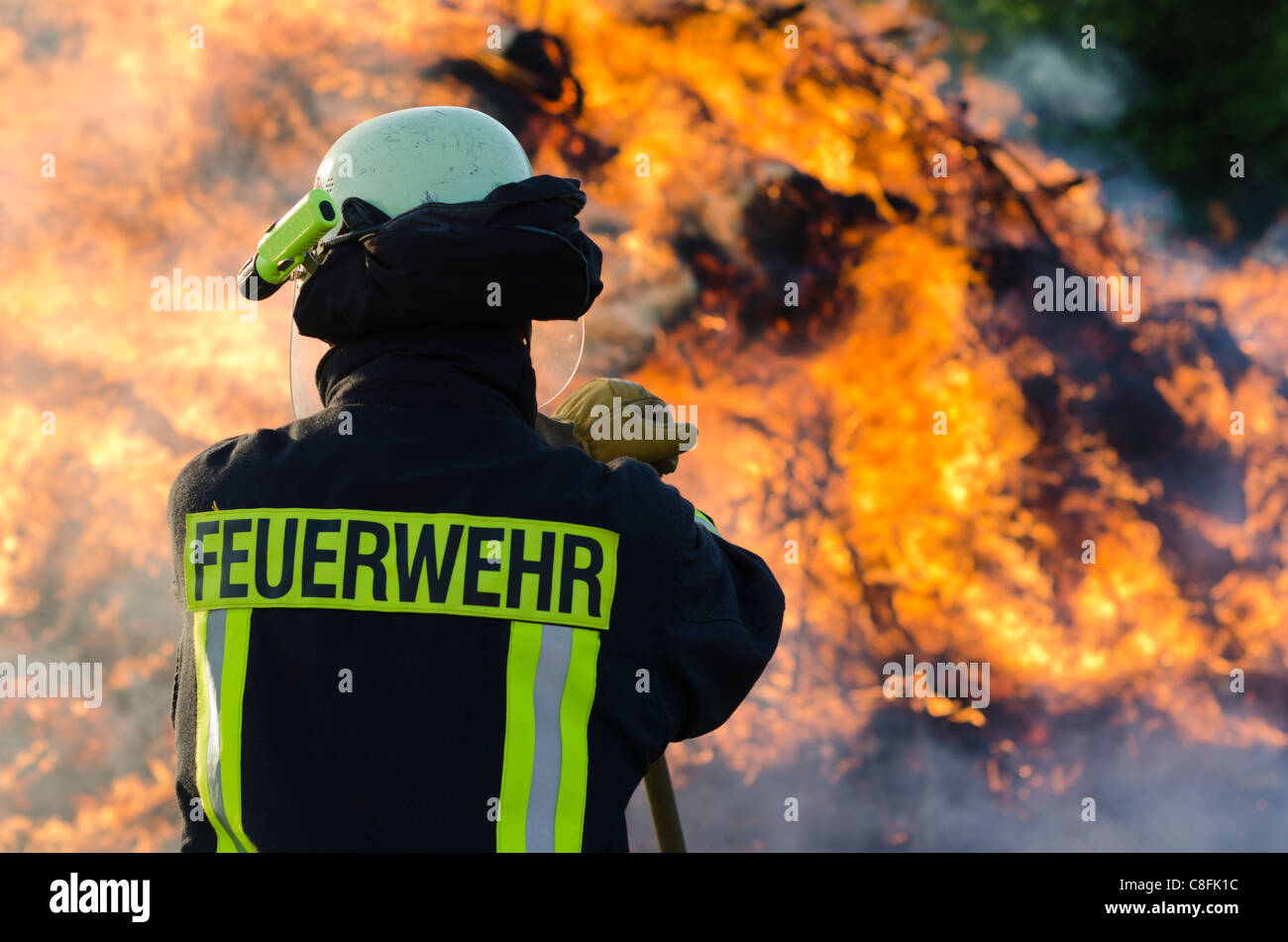 L'observation d'incendie pompier Banque D'Images