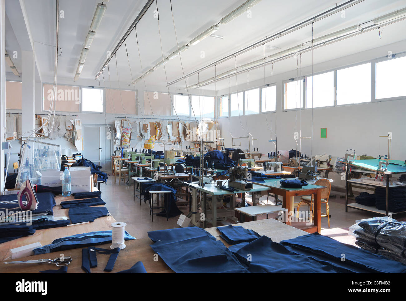 Intérieur d'une entreprise de couture, de l'équipement et des matériaux  Photo Stock - Alamy