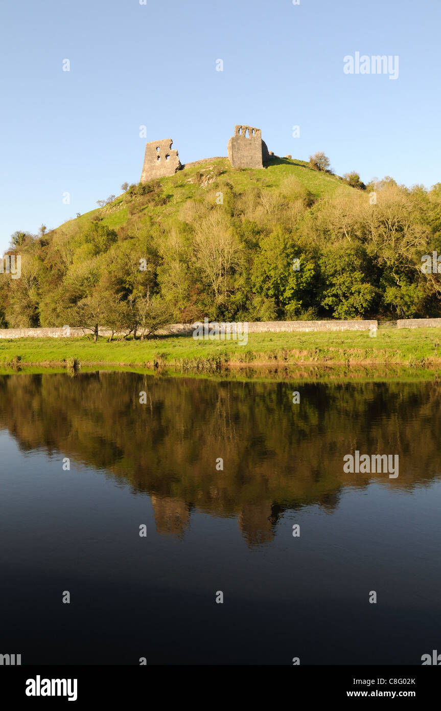 Au début de l'automne le château de Dryslwyn Tywi Valley Carmarthenshire Wales Cymru UK GO Banque D'Images