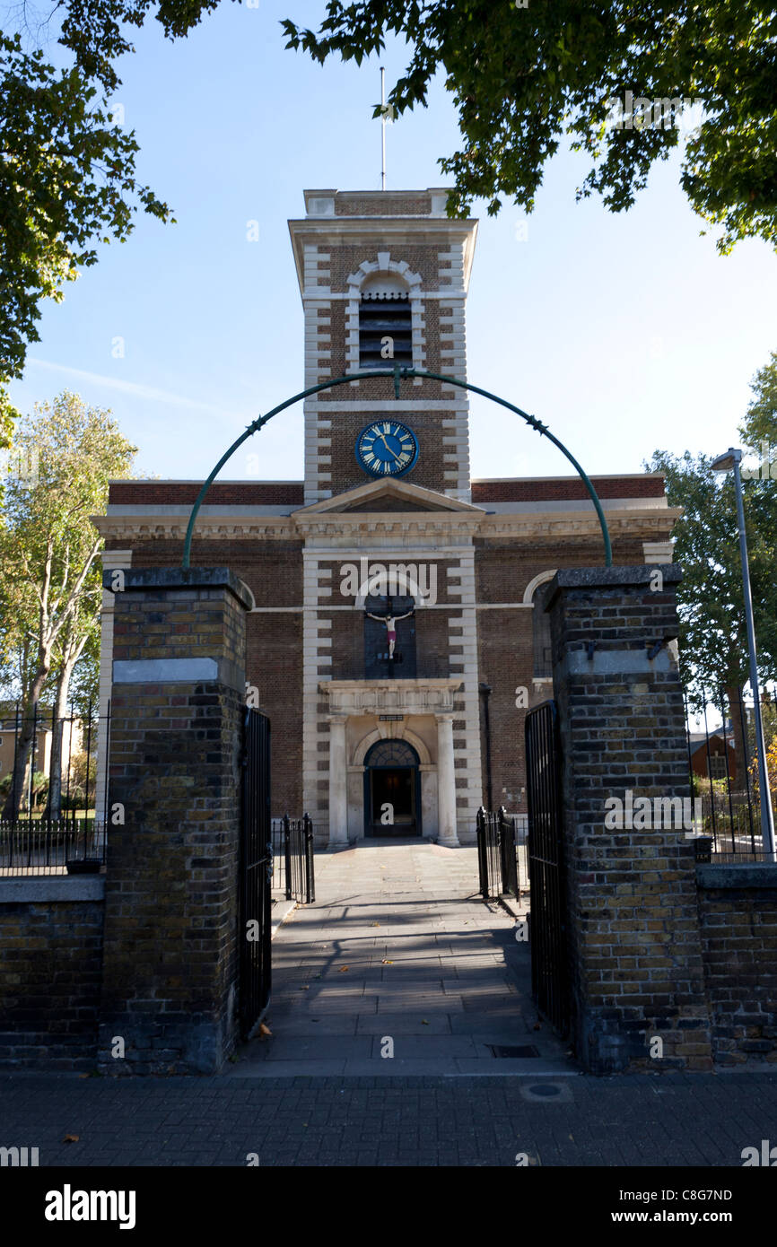 Entrée principale de St Matthews, de l'Eglise de Saint Matthew's Row, Bethnal Green London, UK. Banque D'Images