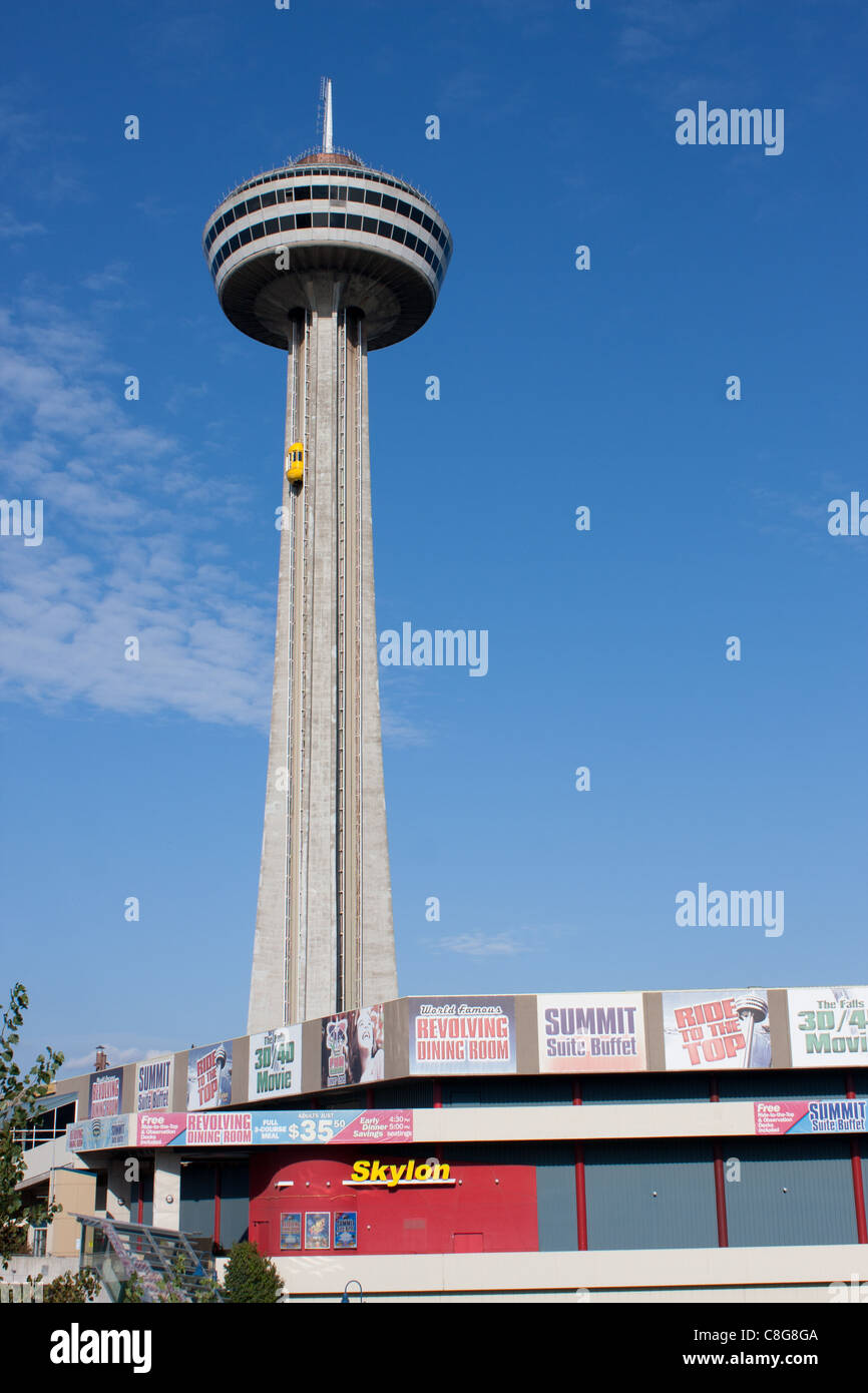 La tour Skylon niagara falls canada Banque D'Images