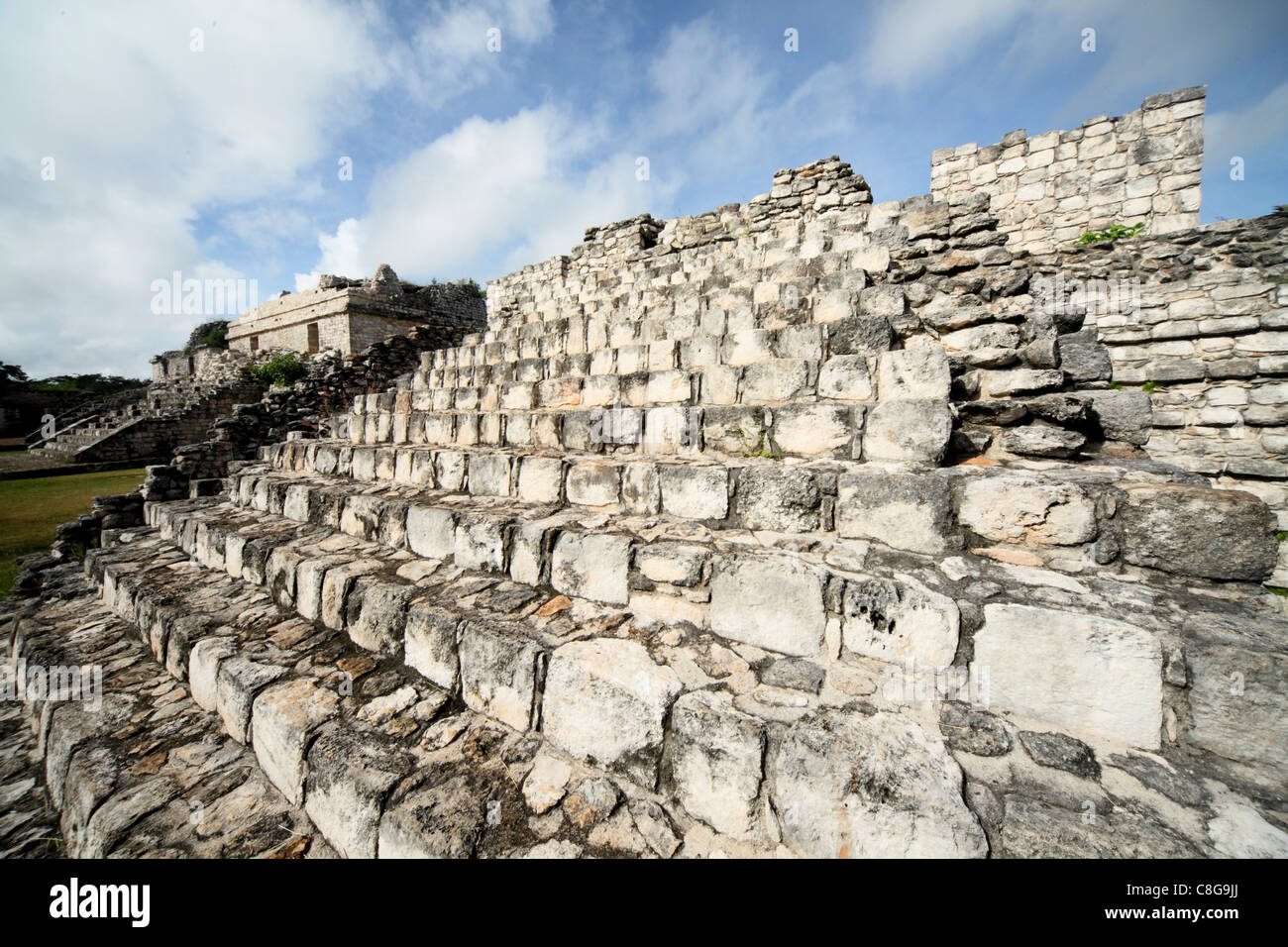 Les deux pyramides, ruines mayas, Ek Balam, Yucatan, Mexique Banque D'Images