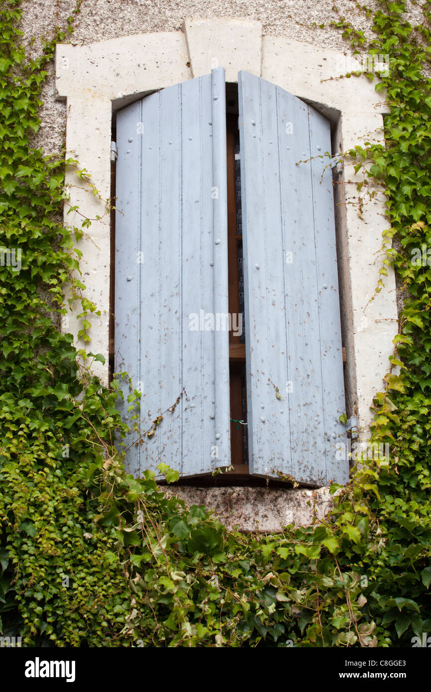 Volets Roulants, Limeuil, Dordogne, France Banque D'Images