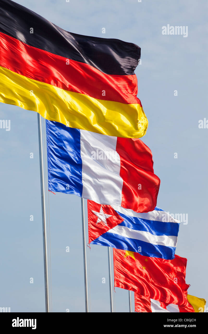 Drapeau Drapeaux Drapeau Allemand Drapeau Francais Drapeau Chinois Photo Stock Alamy