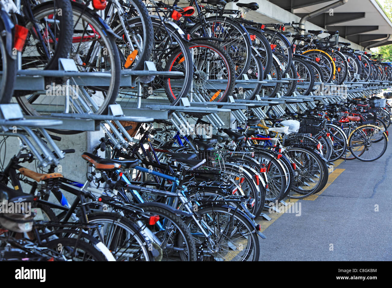 La vie, la vie de la ville, de la circulation, vélo, Velo, Parking, matières, Suisse, Soleure, Olten, extérieur, aucun peuple, horizontal Banque D'Images