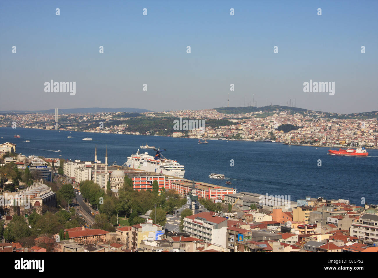 Istanbul, Turquie, sommaire, Bosphore, Asie, canal, canal, Beyoglu, village, ville, toits, Voyage, tourisme, Banque D'Images