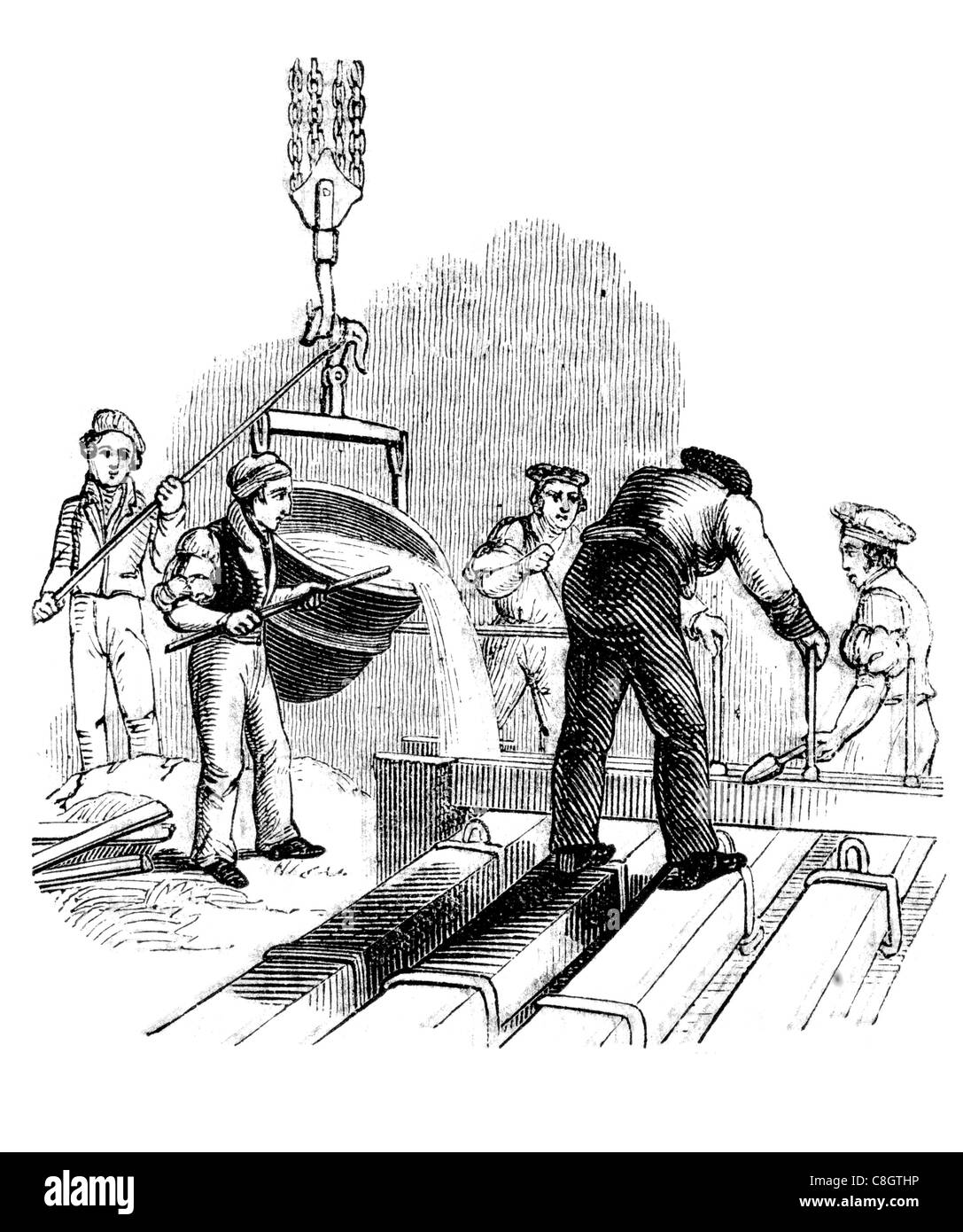 Tuyaux en fonte coulée de fonte tuyau tuyauterie coke minerai de fer forge forge lingot lingots atelier faux Banque D'Images