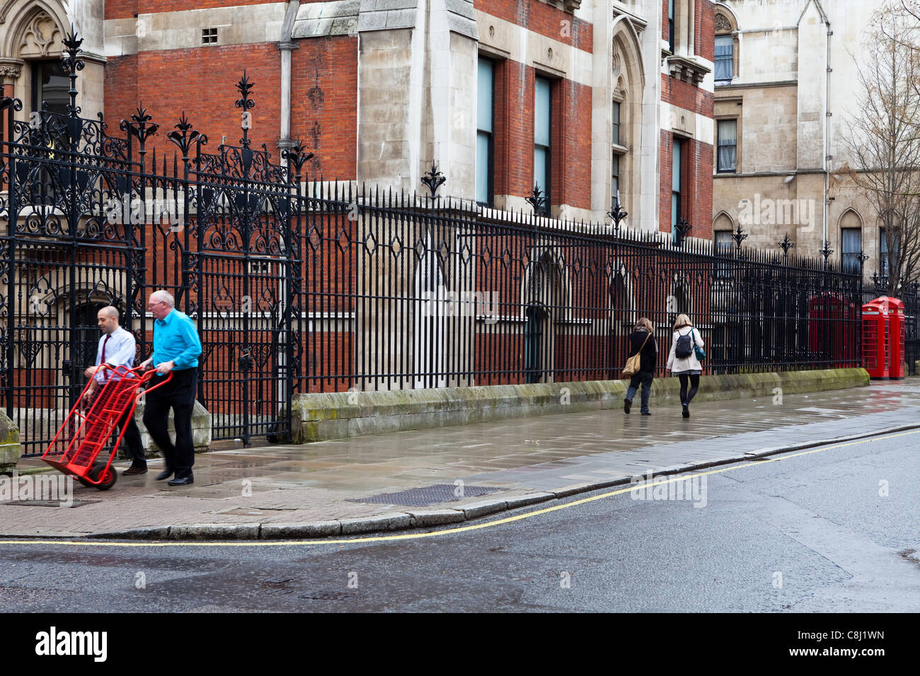 La roue de l'avocat commis juridique documents à cour, Haute Cour, Chancery Lane, London Banque D'Images