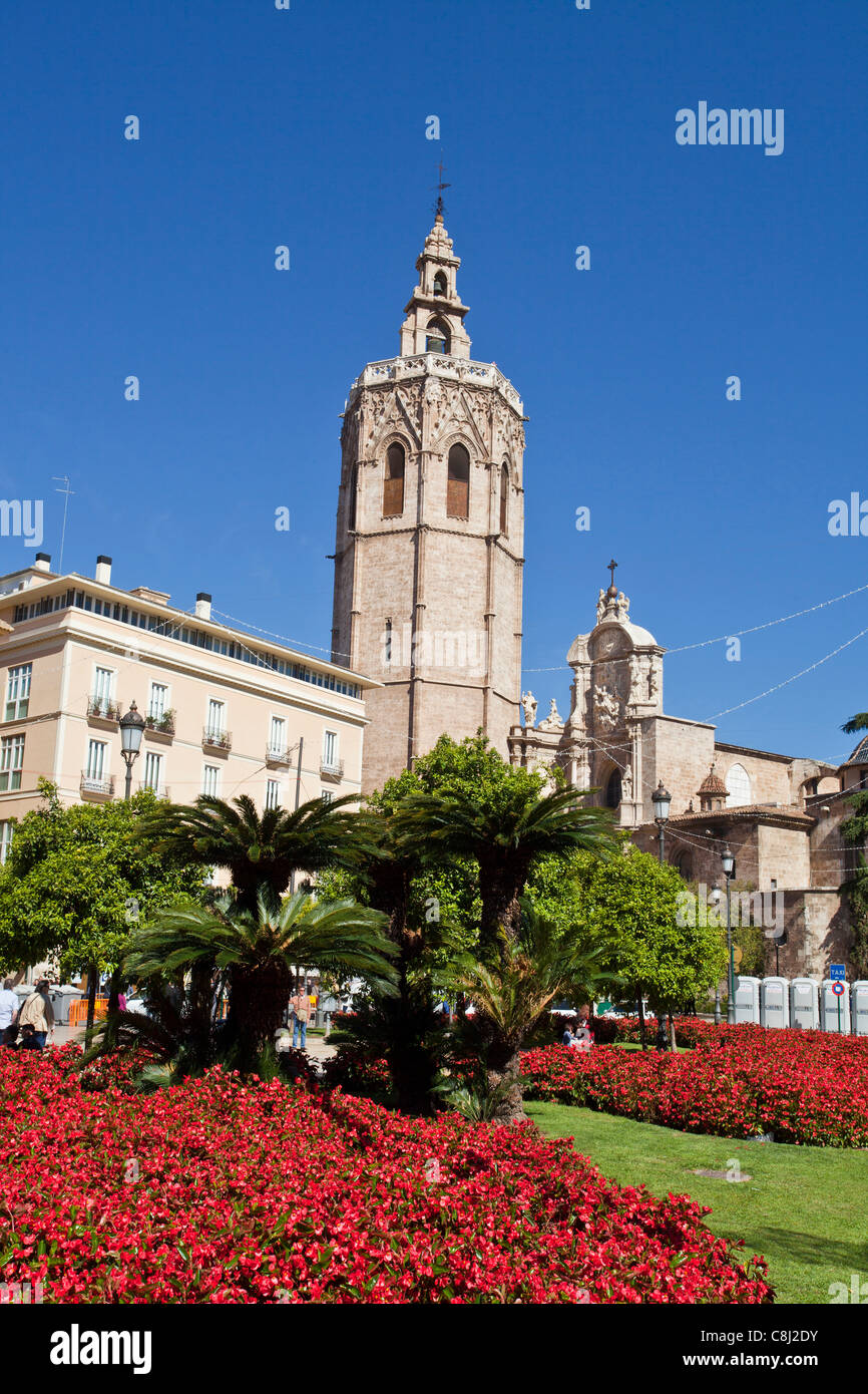 L'Espagne, l'Europe, Valence, Cathédrale, Miguelet, Tour, parc, printemps Banque D'Images