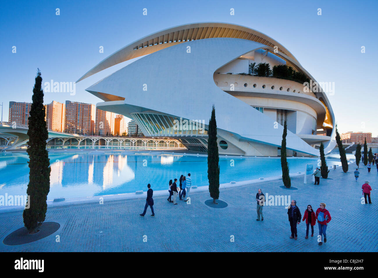 L'Espagne, l'Europe, Valence, Cité des Arts et des sciences, Calatrava, architecture, Moderne, Palais des Arts, de l'eau Banque D'Images