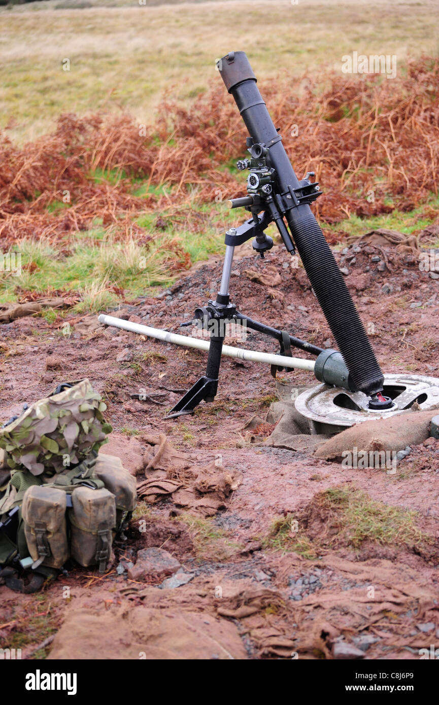 Il L16A2 81MM Le mortier est une arme de tir indirect au niveau de  groupement tactique Photo Stock - Alamy