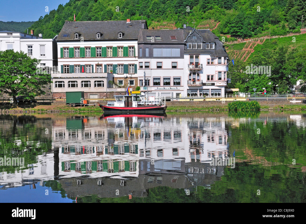 Alf, Cochem, Allemagne, Europe, les paysages le long de la rivière, de la Moselle, village, Palatinat Banque D'Images