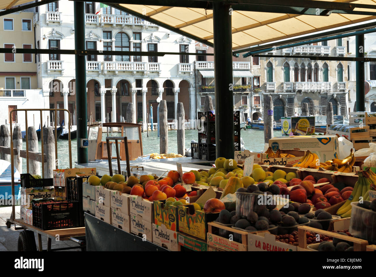 Marché Alimentaire du Rialto, Venise Italie Banque D'Images