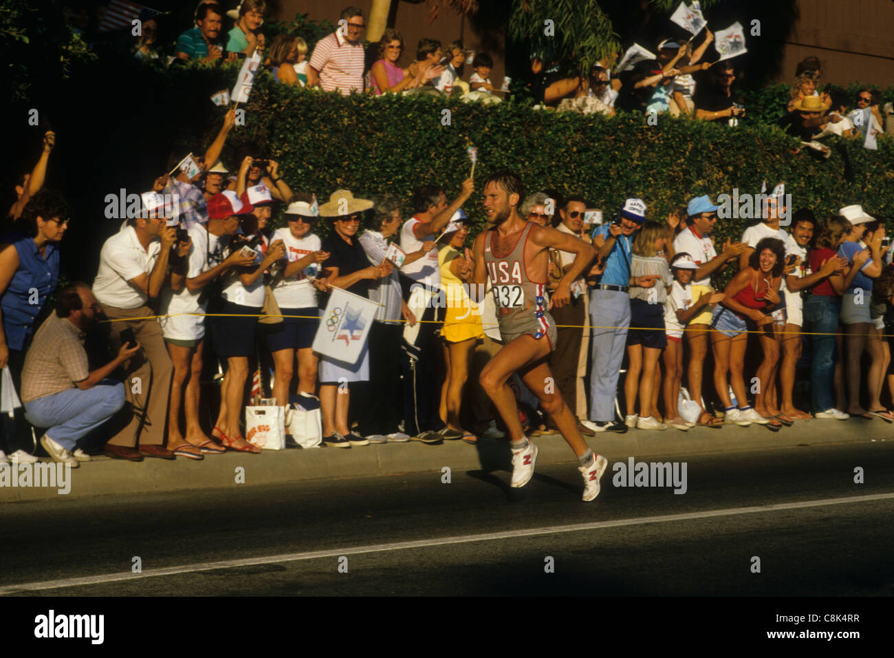 Peter Pfitzinger,concurrence sur le marathon aux Jeux Olympiques de 1984. Banque D'Images