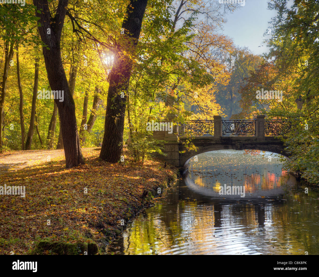 DE - La Bavière : l'automne dans le parc du château Nymphenburg, Munich Banque D'Images