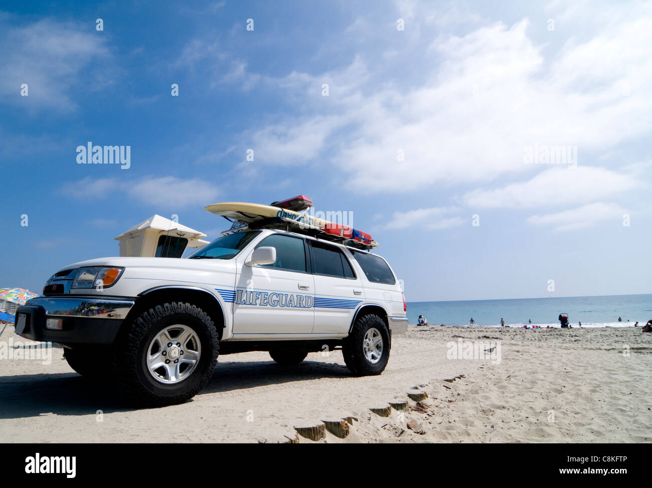 Sauveteur Sauvetage véhicule sur une parfaite journée d'été à Laguna Beach, Californie. Banque D'Images