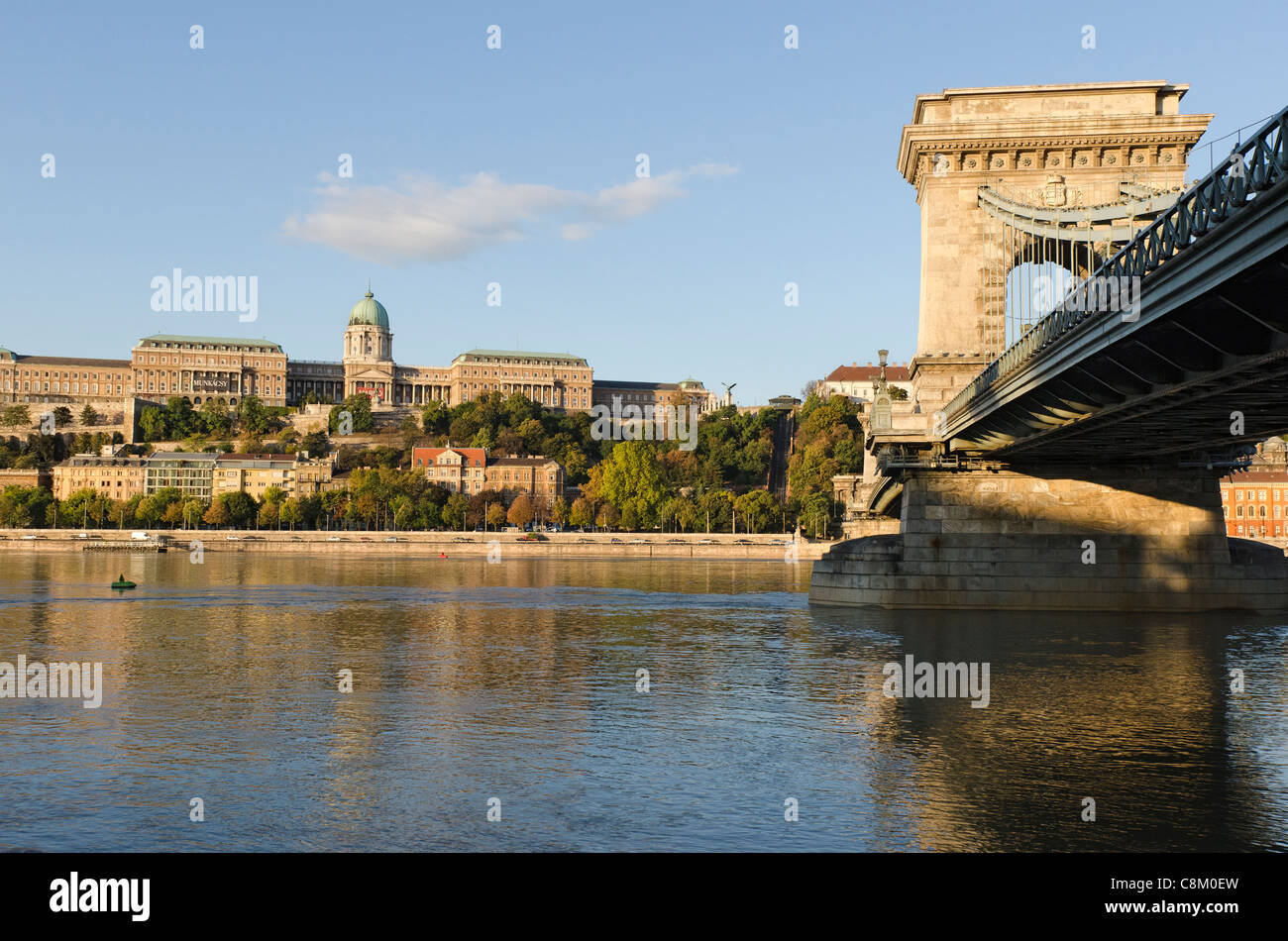 Pont des Chaînes sur le Danube Banque D'Images
