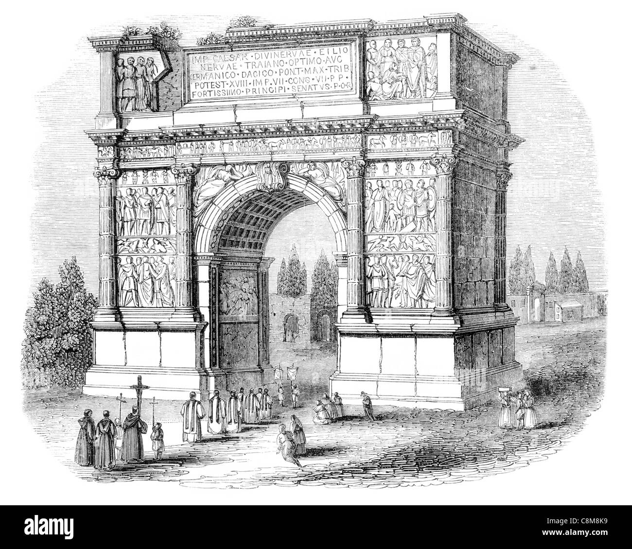 Arc de triomphe romain Trajan Benevento Italie célébrer l'empereur Via Appia opus quadratum calcaire ville entrée marbre de Paros Banque D'Images