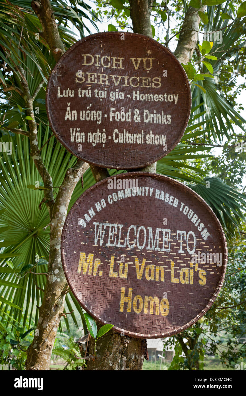 Vietnam accueil séjour signe. Tourisme communautaire. Banque D'Images