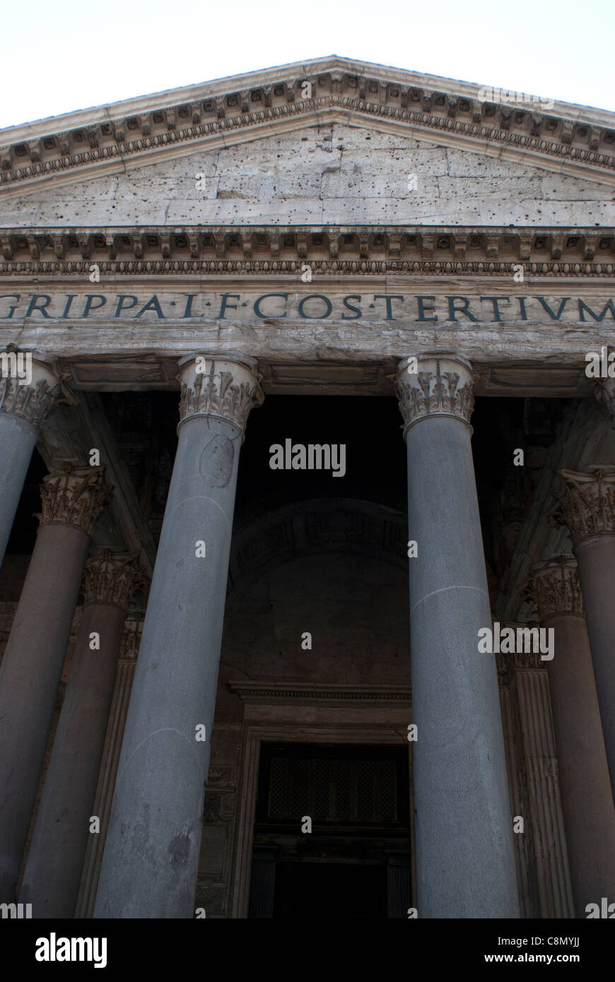 Rome. Détail du Panthéon et les colonnes Banque D'Images