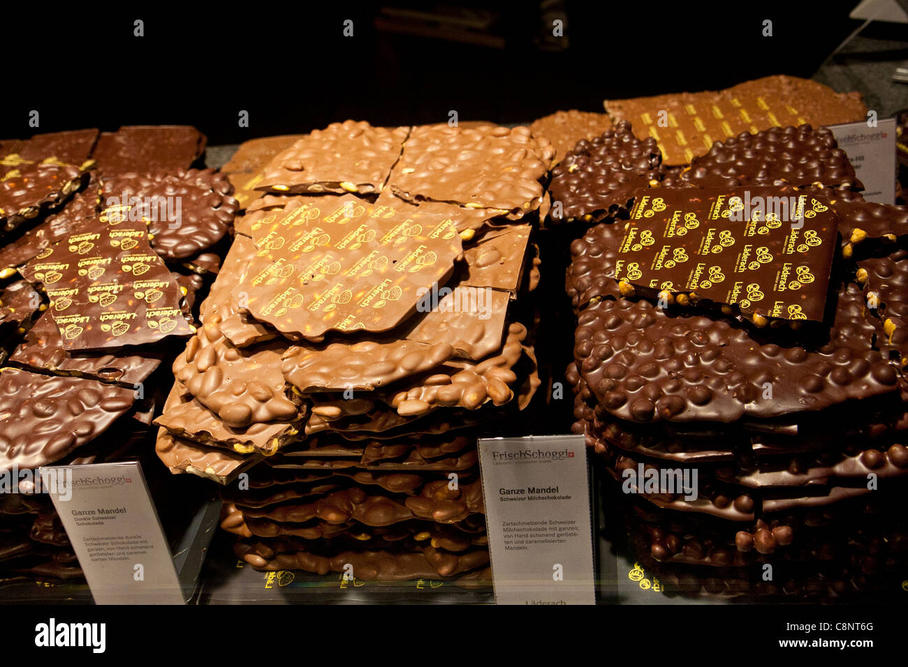 Chocolat suisse dans un magasin de bonbons à Zermatt, en Suisse Banque D'Images