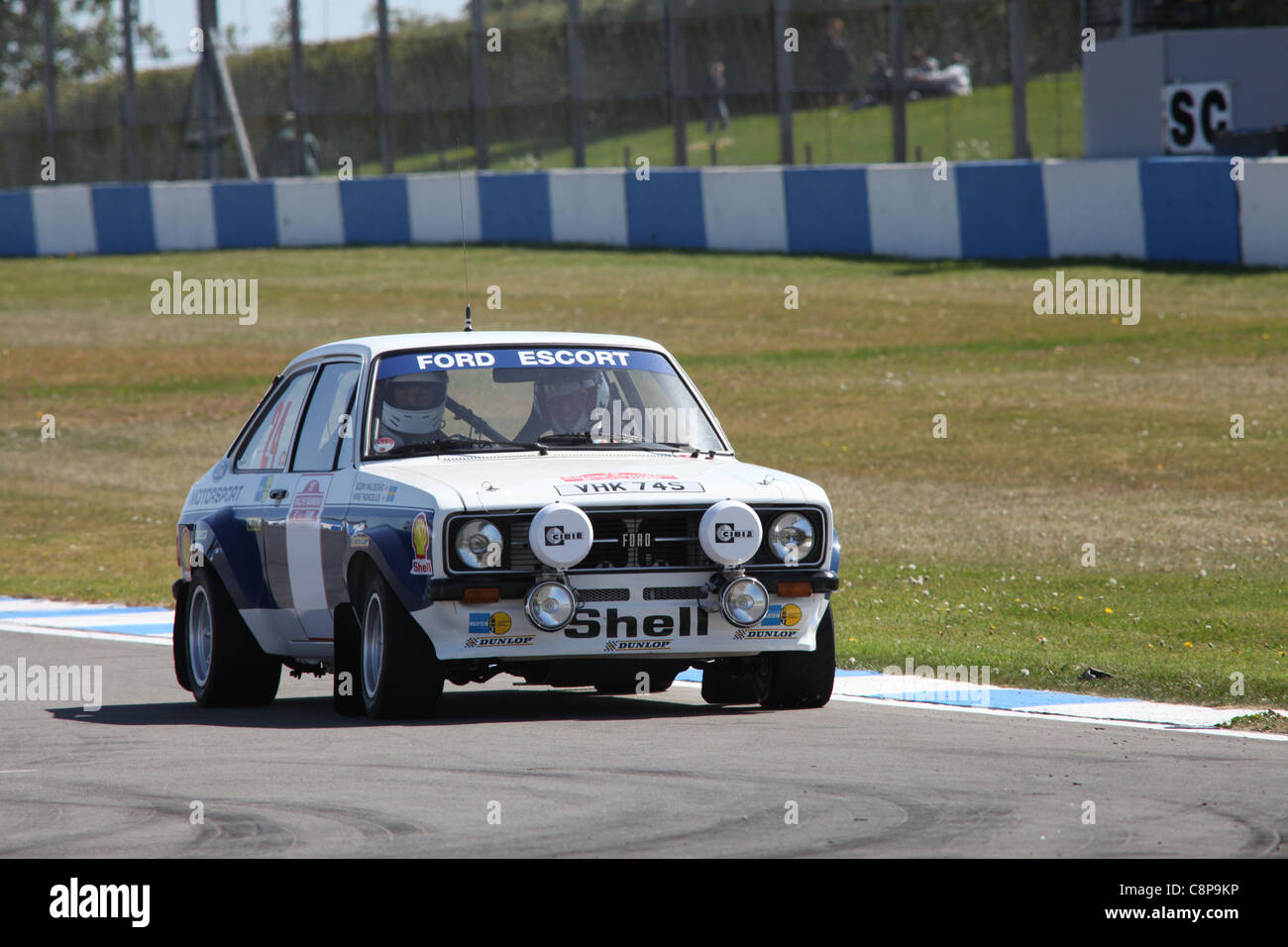 1977 Ford Escort MK2 conduit par Tim Bloxham au Donington Festival Historique 2011 Banque D'Images