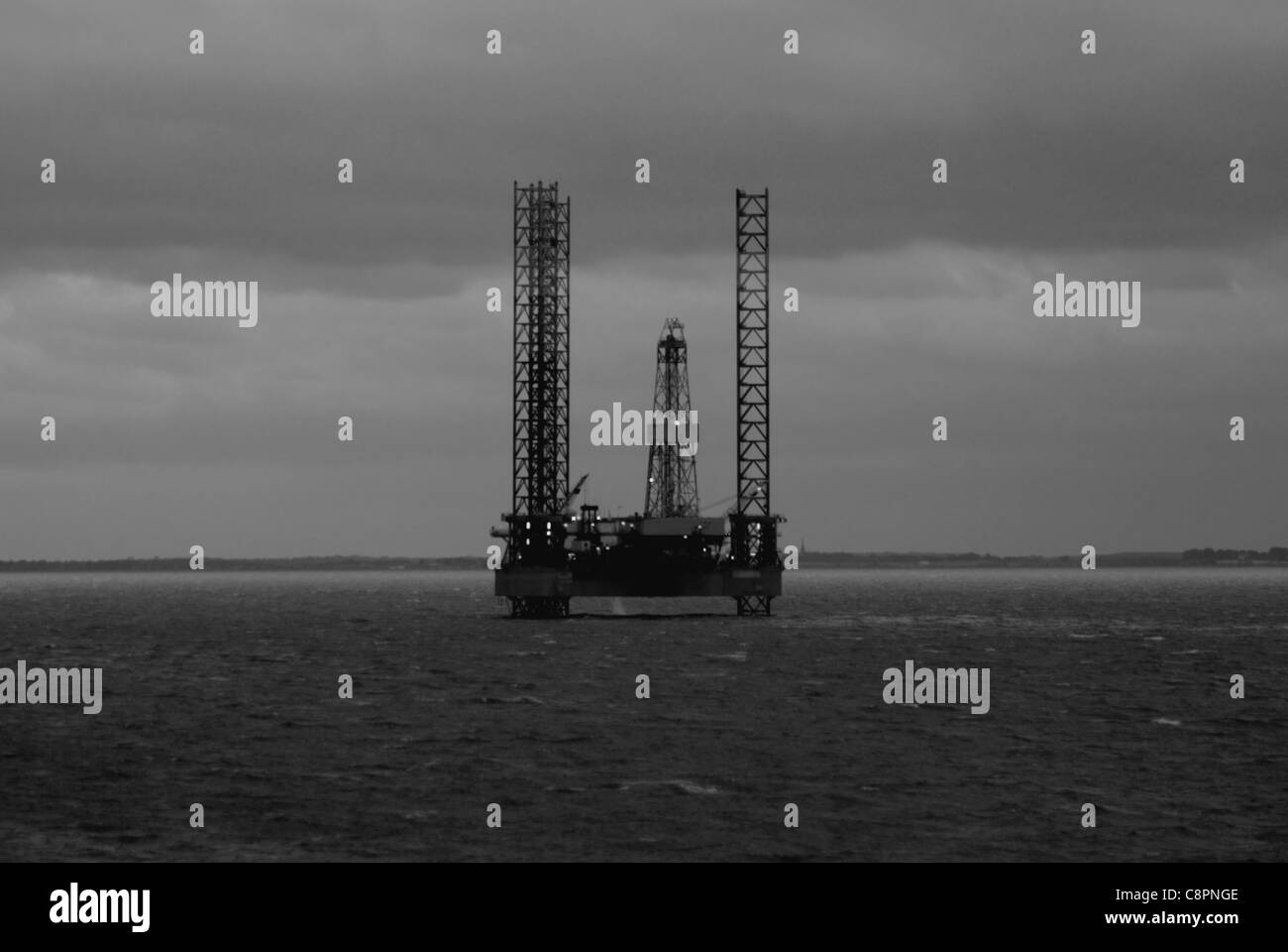 Pétrole Gaz rig dans l'estuaire de la Humber, près de Hull au Royaume-Uni Banque D'Images