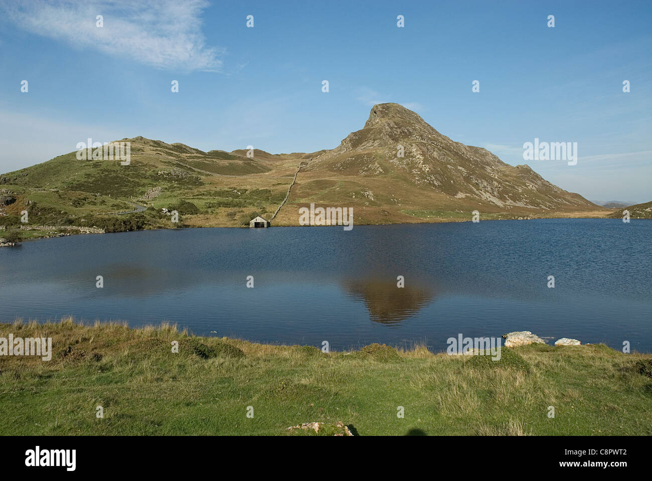 La Grande-Bretagne, pays de Galles, Llynau Cregennan Cregennan (lacs), montagne et lac près de Dolgellau Banque D'Images