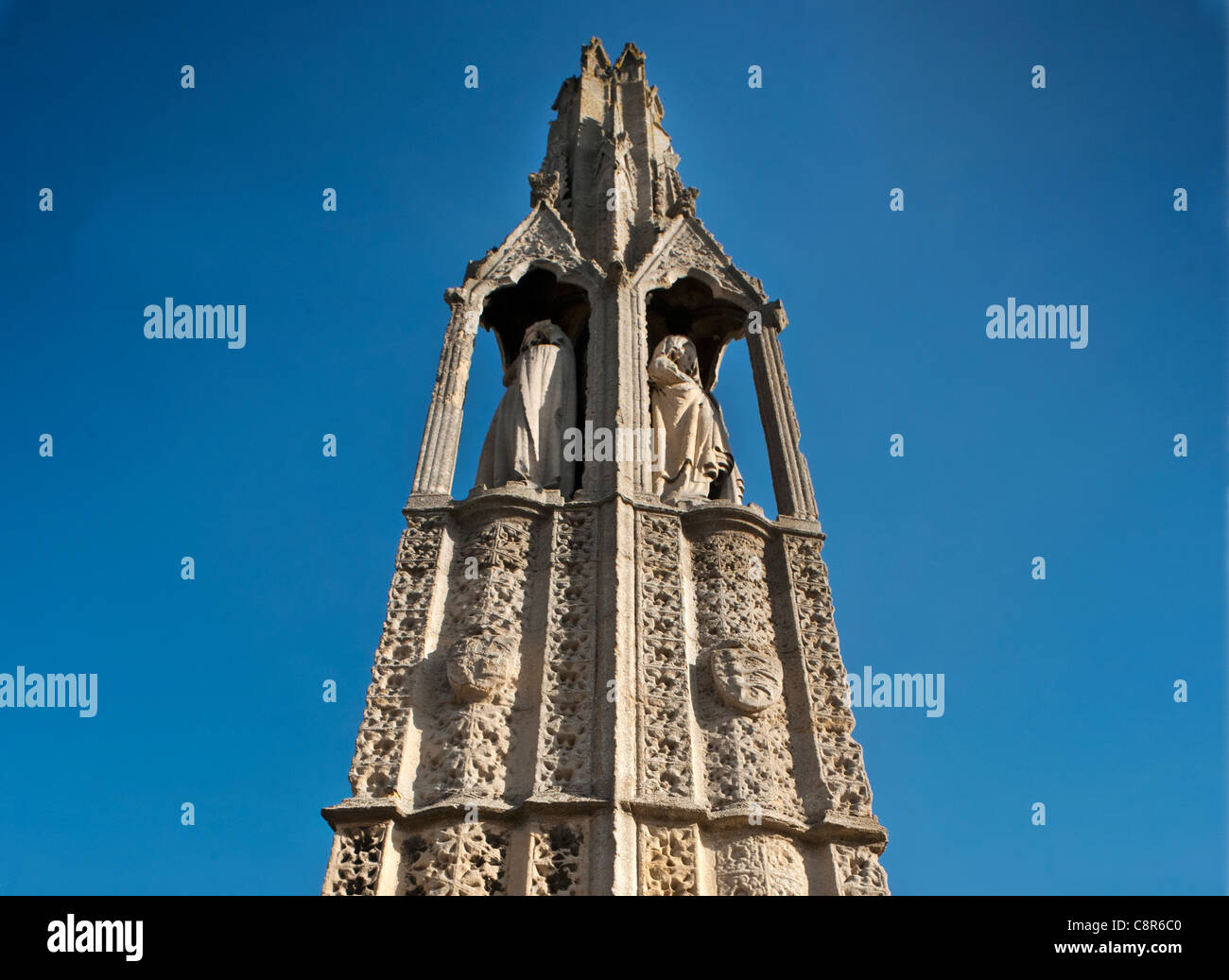 Près de monument à Geddington, Northamptonshire, Angleterre, érigée par le Roi Edouard 1 de l'Angleterre à la mémoire de son épouse, la Reine Eleanor. Banque D'Images