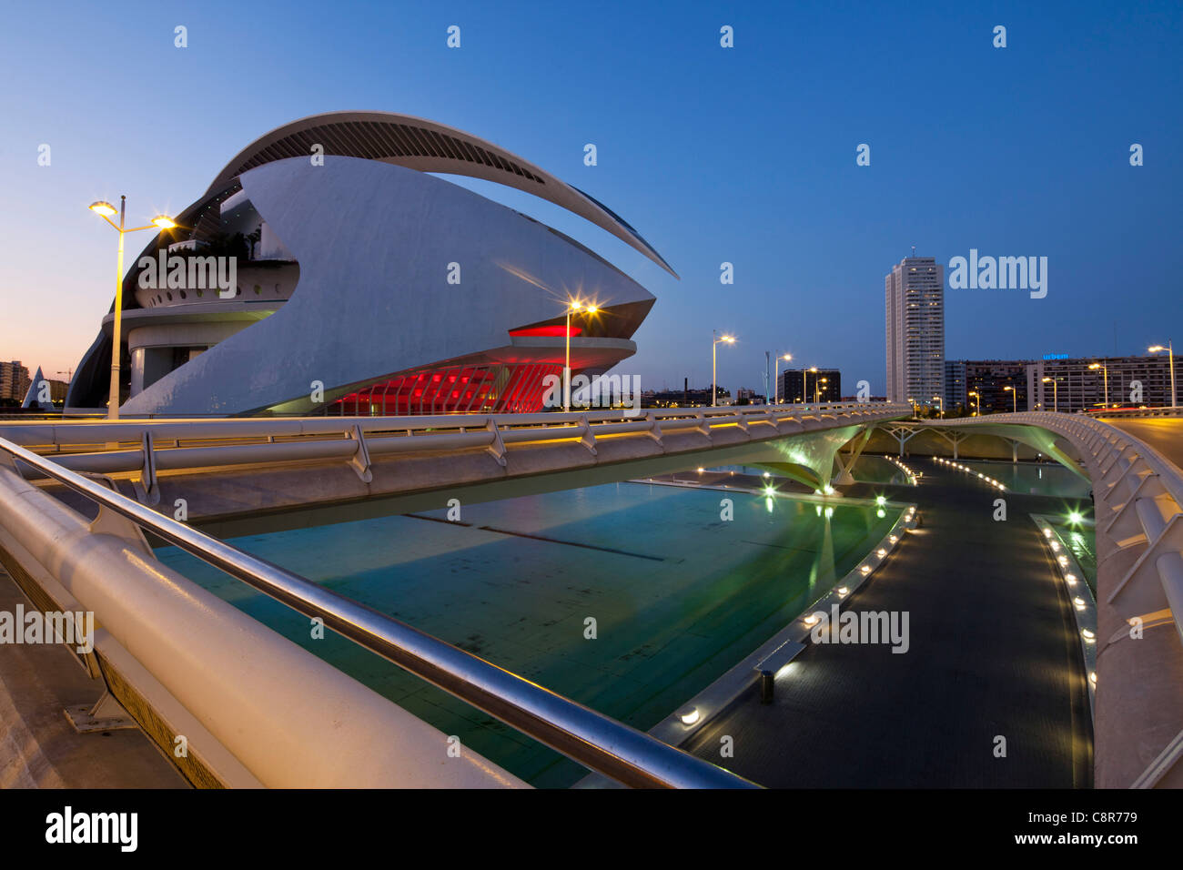 Le Palau de les Arts Reina Sofia par Calatrava , Valencia, Espagne Banque D'Images