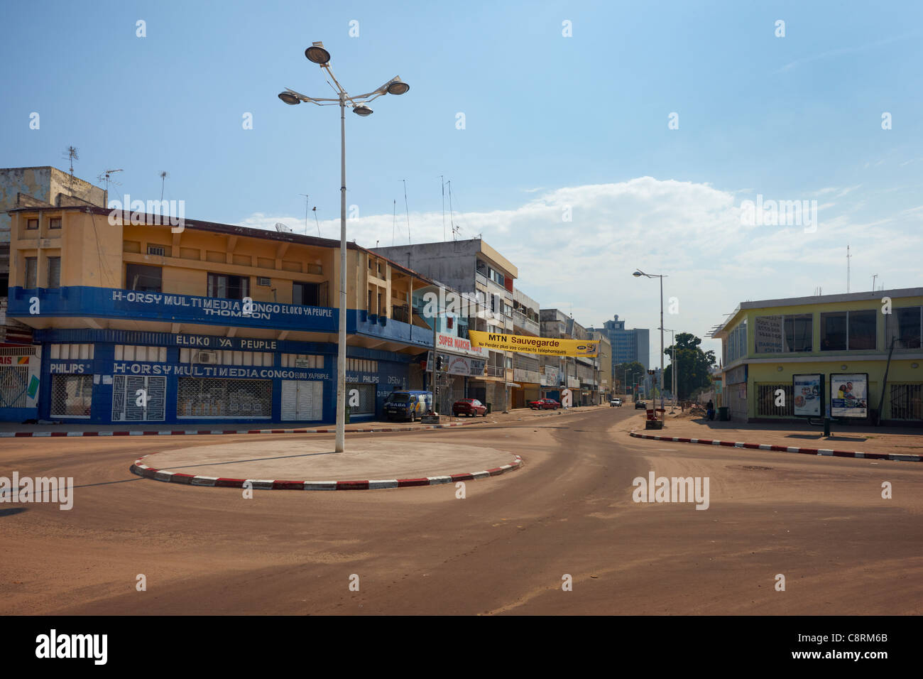 Rond-point (avenue un Consus et avenue Paul Doumer), Brazzaville, République du Congo, Afrique Banque D'Images
