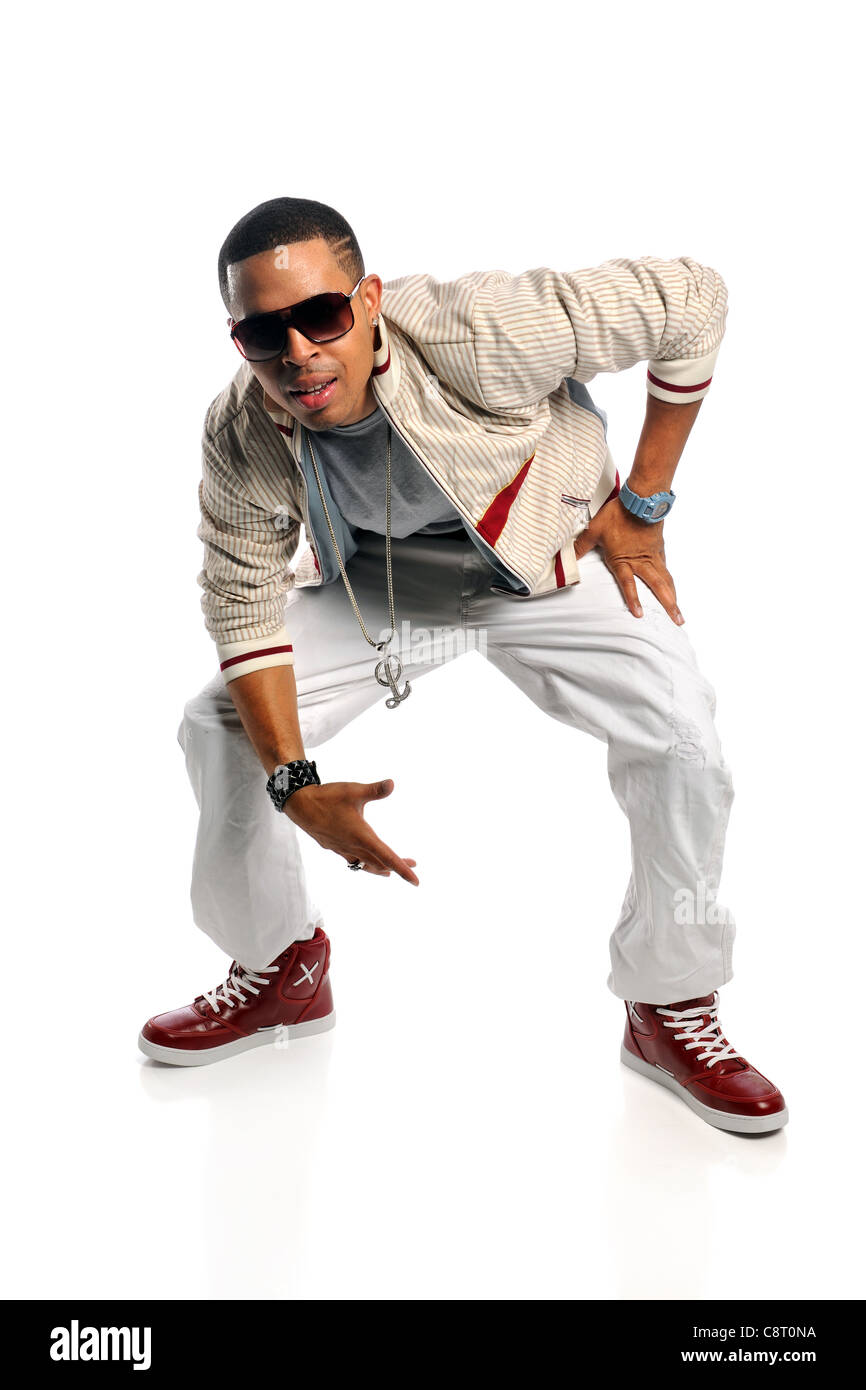 African American hip hop dancer isolé sur fond blanc Banque D'Images