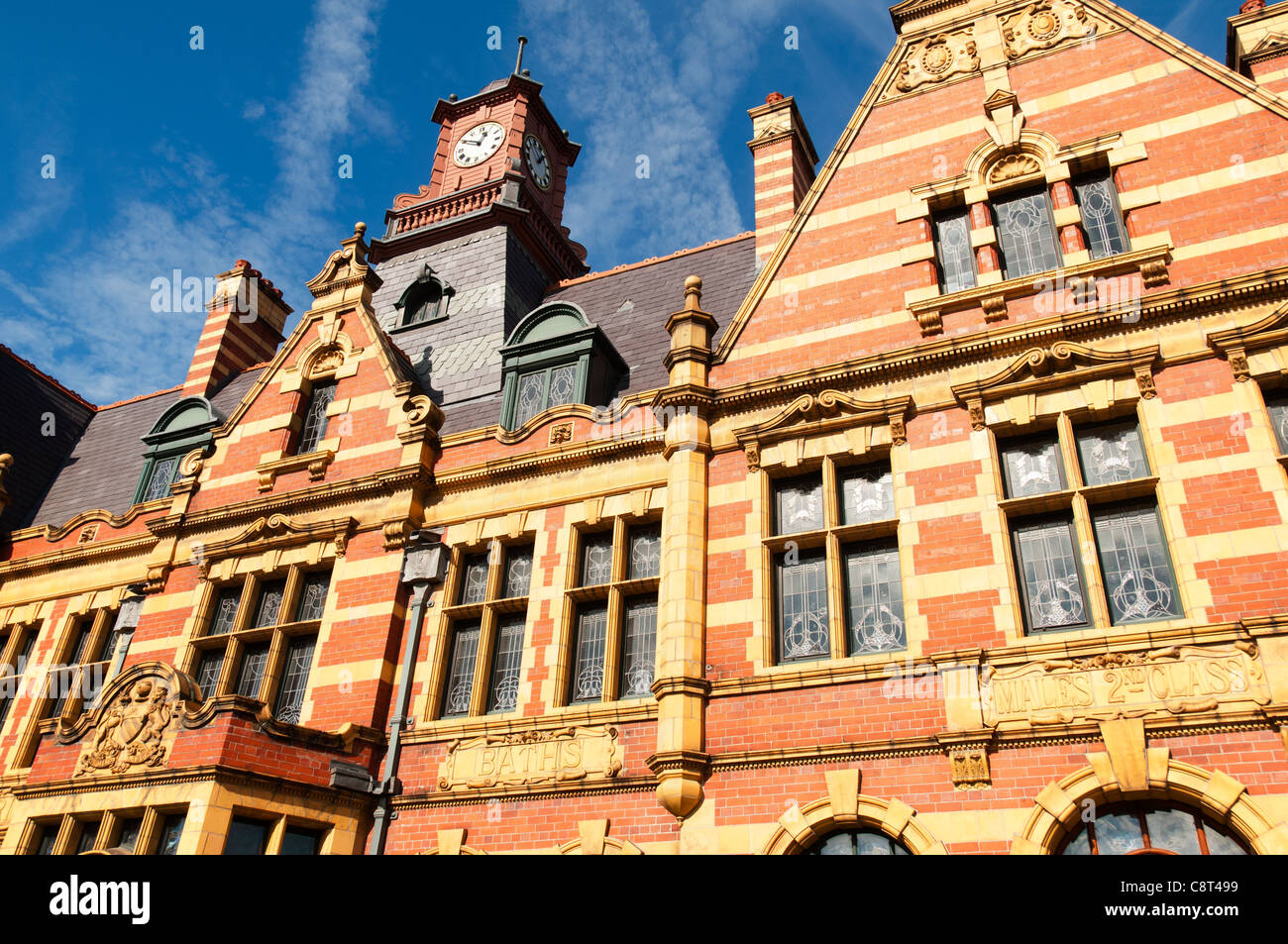 Victoria Baths, Manchester, Angleterre, Royaume-Uni. Conçu par l'arpenteur municipal T. de Courcy Meade et son assistant Arthur Davies, 1906. Banque D'Images