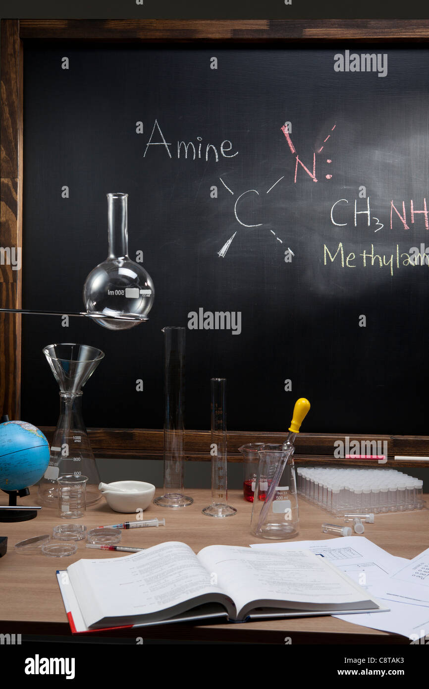 Laboratoire de chimie et d'équipements Banque D'Images