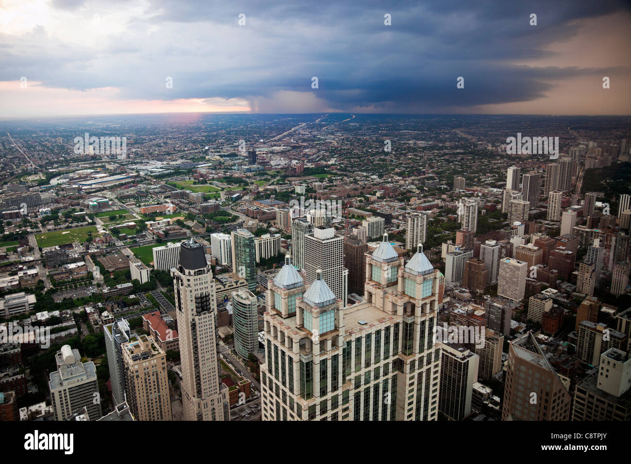 États-unis, Illinois, Chicago, nuage Tempête sur la ville Banque D'Images