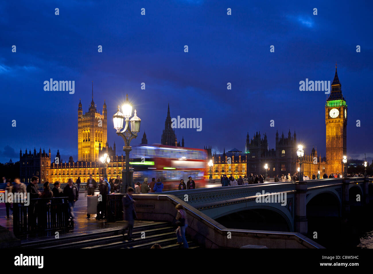 Chambres du Parlement, Londres, dans la soirée Banque D'Images