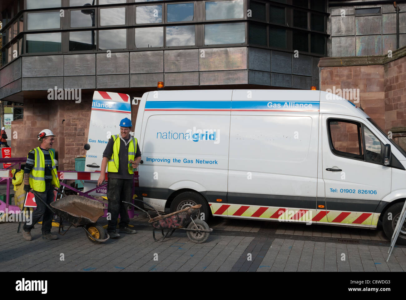 National Grid van et ouvriers à Birmingham Banque D'Images