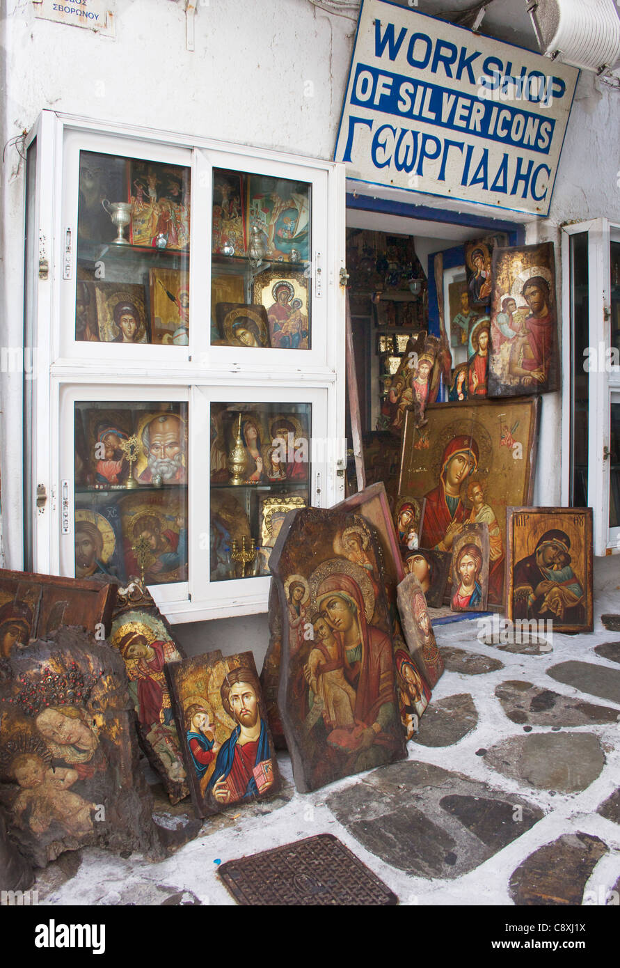 La création de l'atelier et la vente d'icônes religieuses traditionnelles sur l'île de Mykonos, en Grèce. Banque D'Images