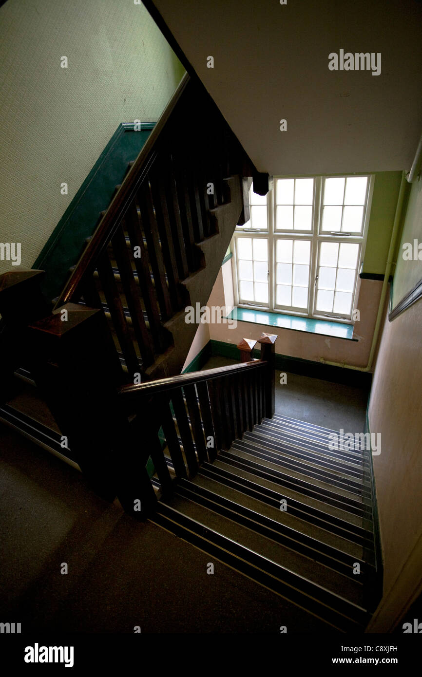 Escalier en bois, Holly Lodge Mansions, London, N6, England, UK Banque D'Images