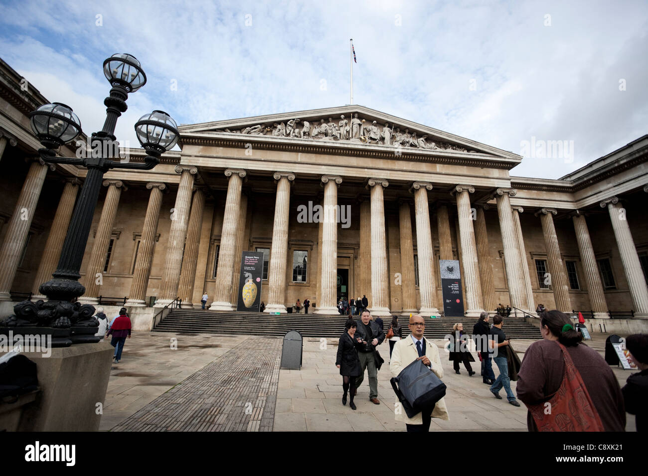 En dehors de la British Museum, Londres, Angleterre, RU, FR Banque D'Images