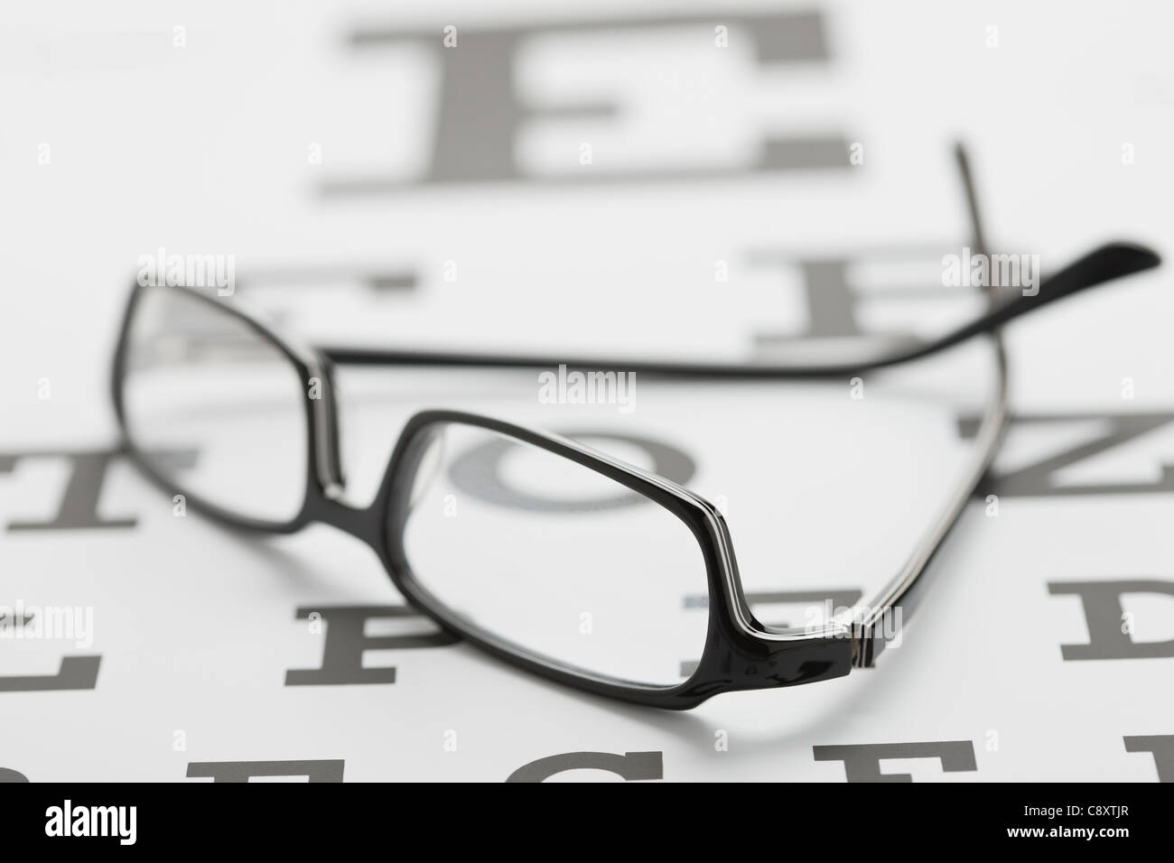 Verres sur l'œil, studio shot Banque D'Images